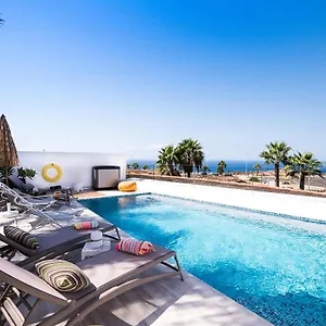 villa-caleta-golf.tenerifehoteles.net/